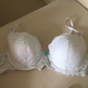 Victoria’s Secret Dream Angels Lined Demi Bra